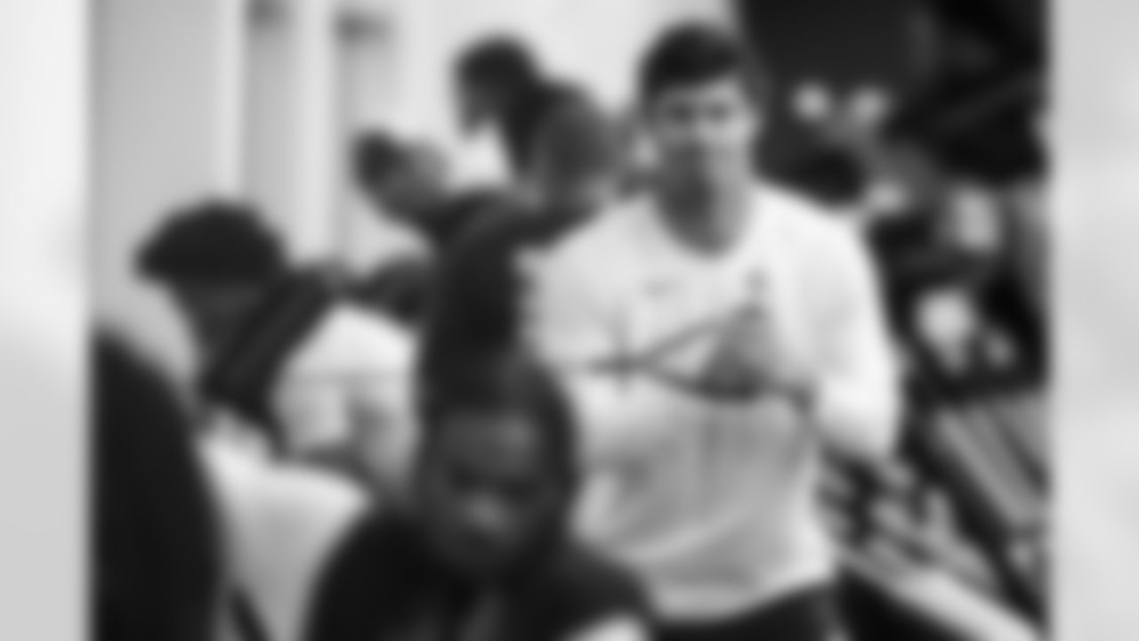 QB Daniel Jones #17