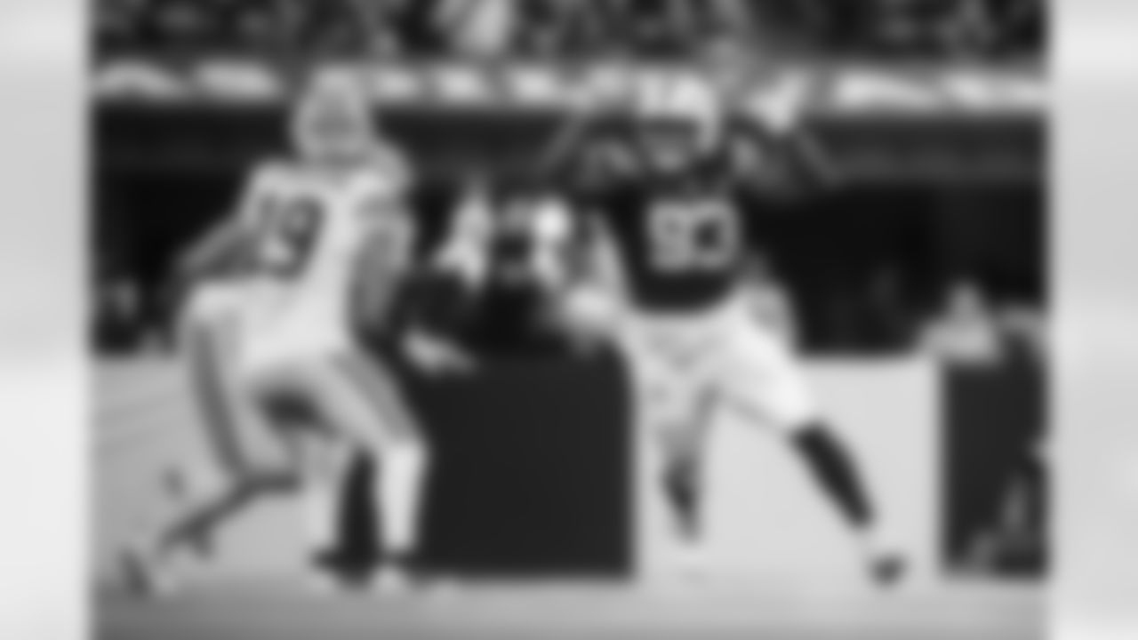 DT Tim Smith #93
