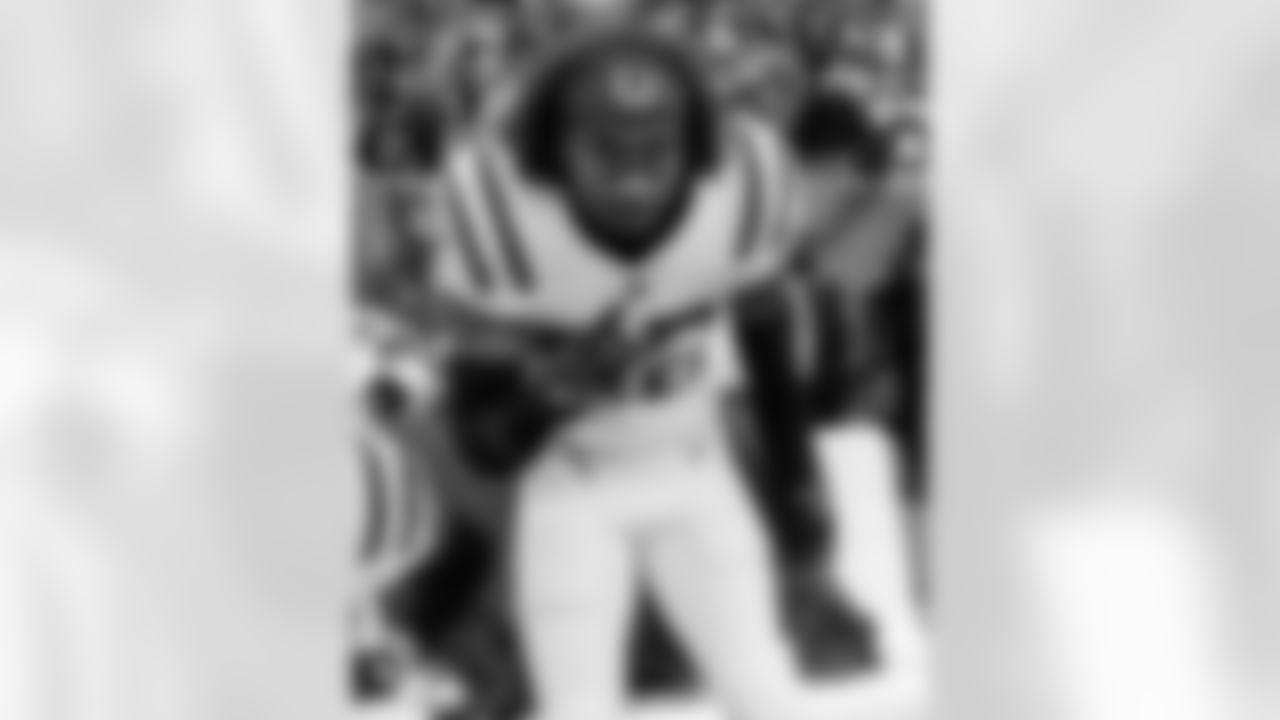 32 S Julian Blackmon