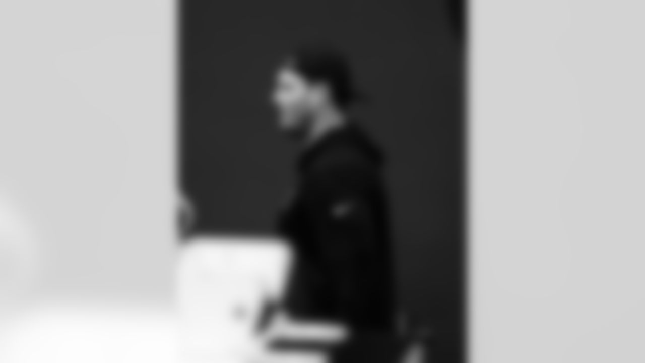 QB Philip Rivers #17