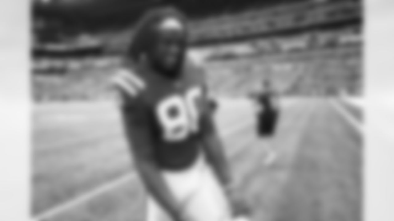 80 TE Jelani Woods