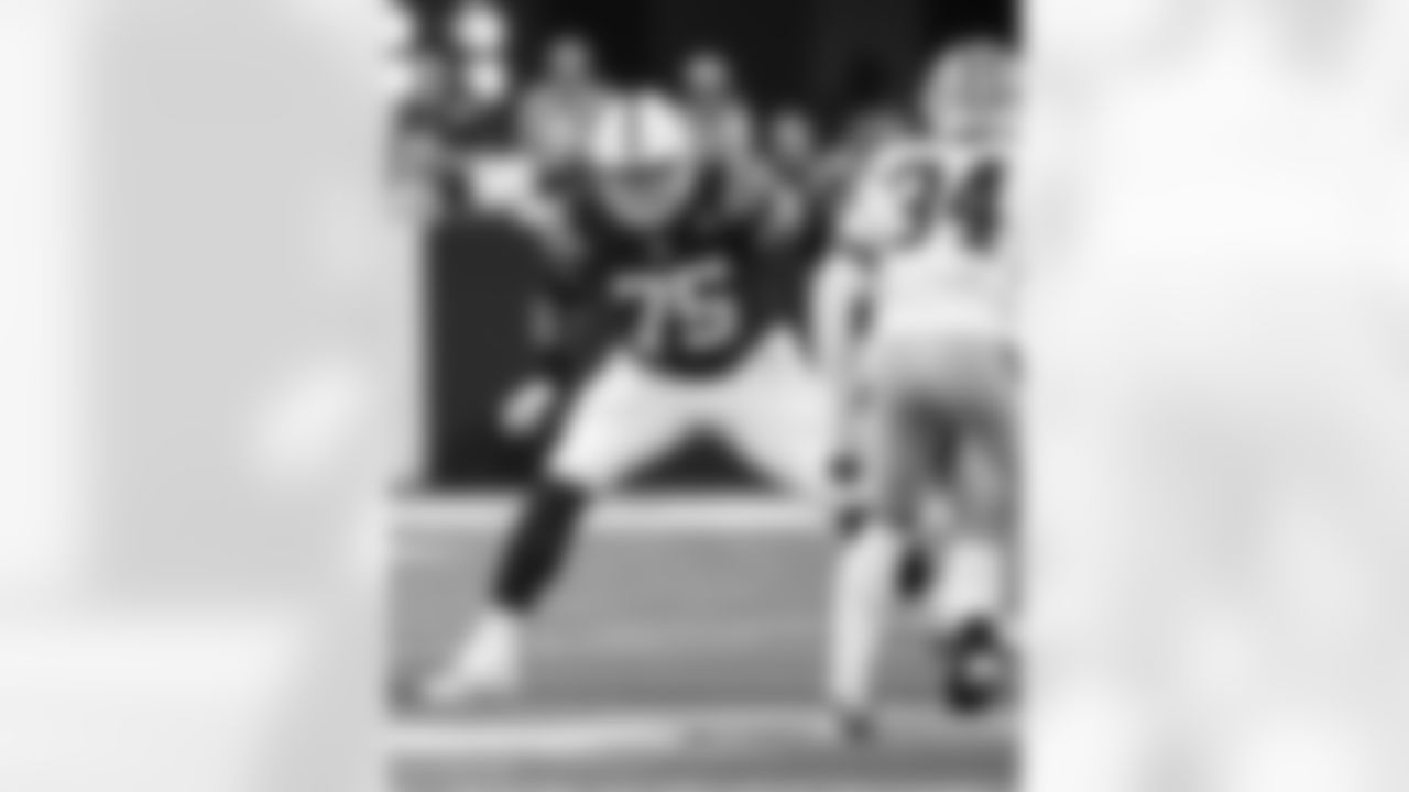 T Jalen Travis #75