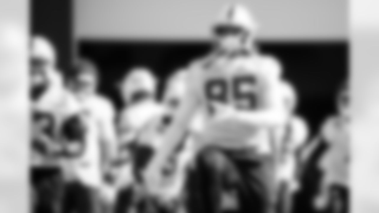 TE Drew Ogletree #85