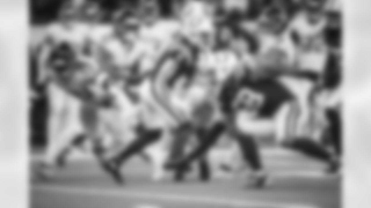 WR Anthony Gould #6