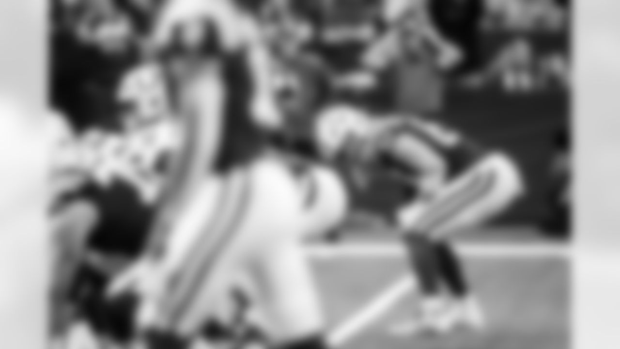 TE Tyler Warren #84