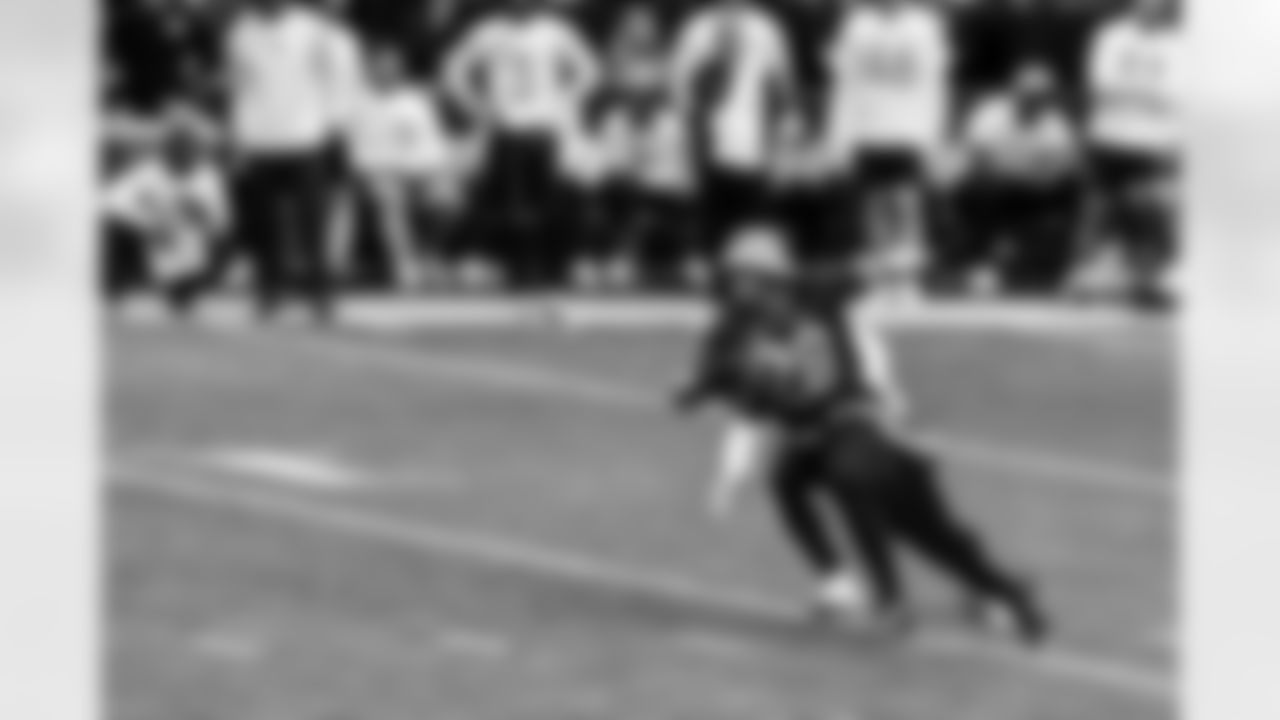 RB Jonathan Taylor #28