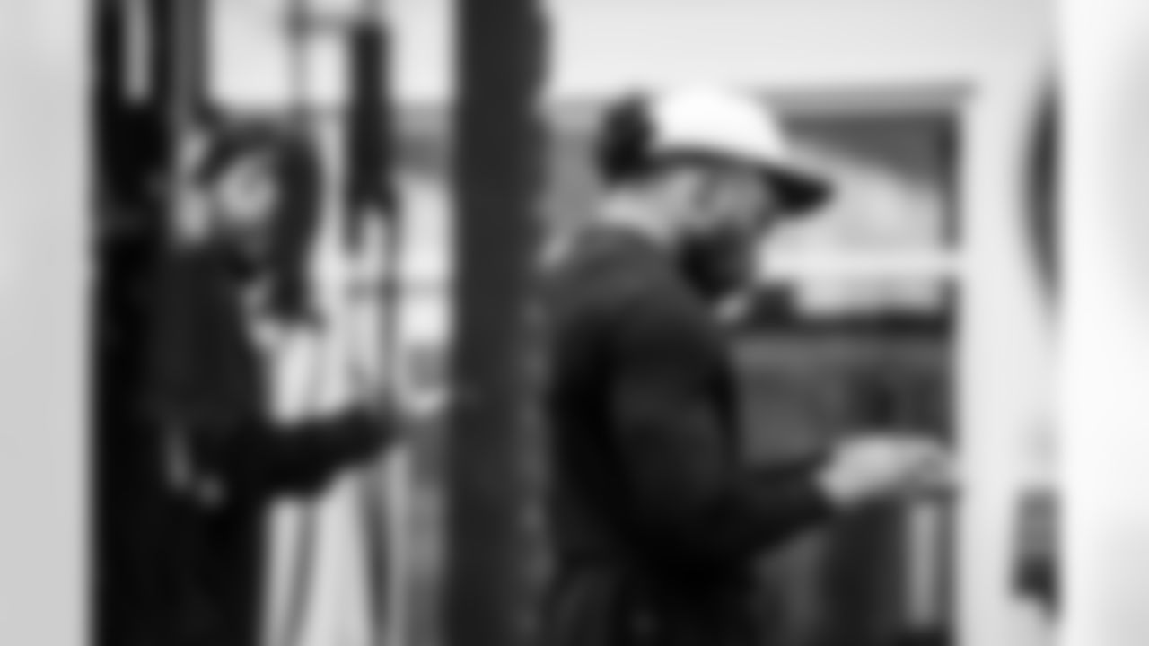 CB Kenny Moore II #23