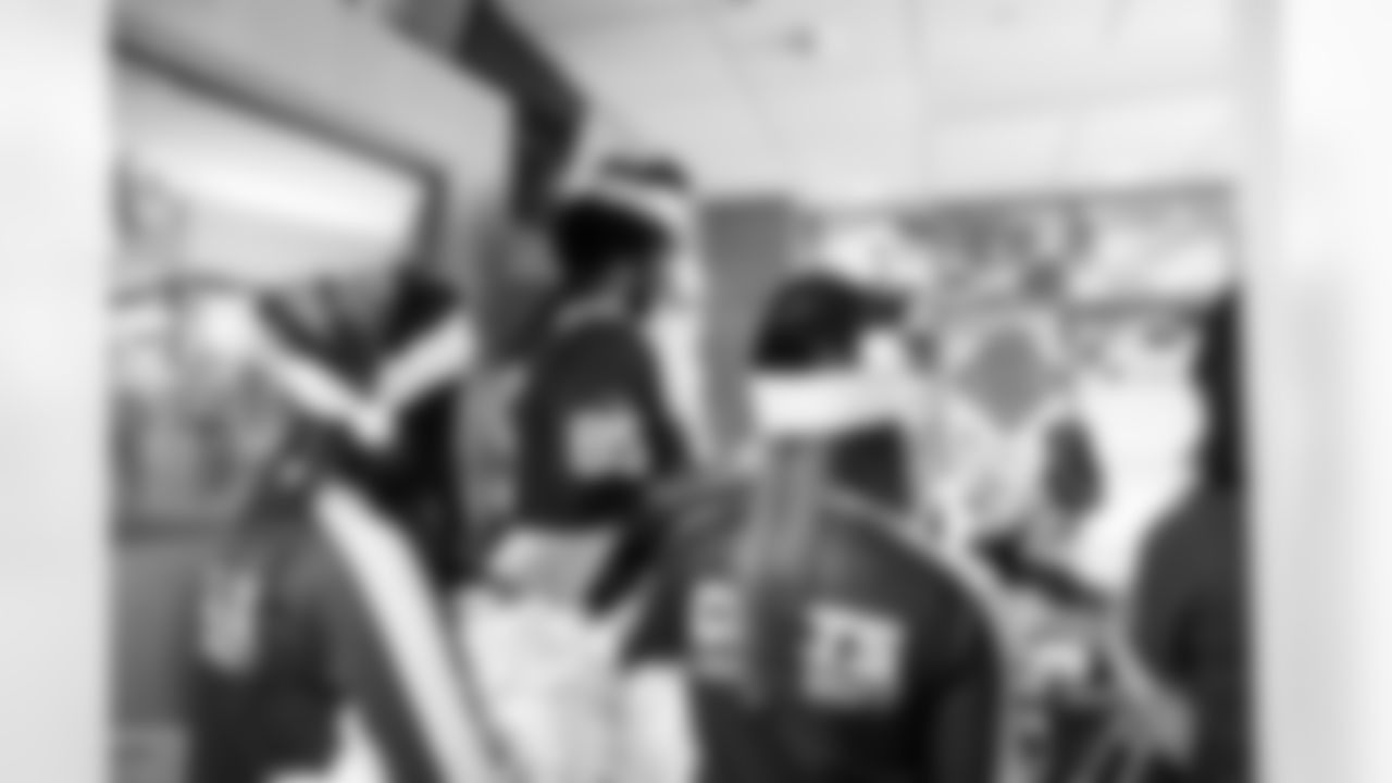 TE Drew Ogletree #85