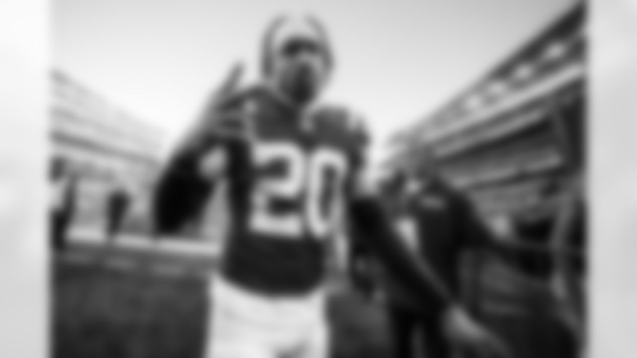 S Nick Cross #20