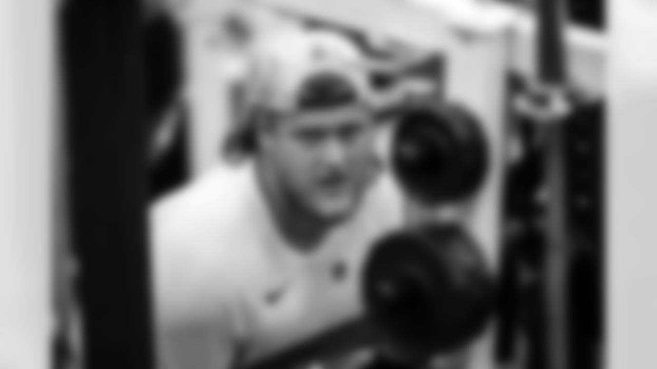 T Luke Tenuta #67