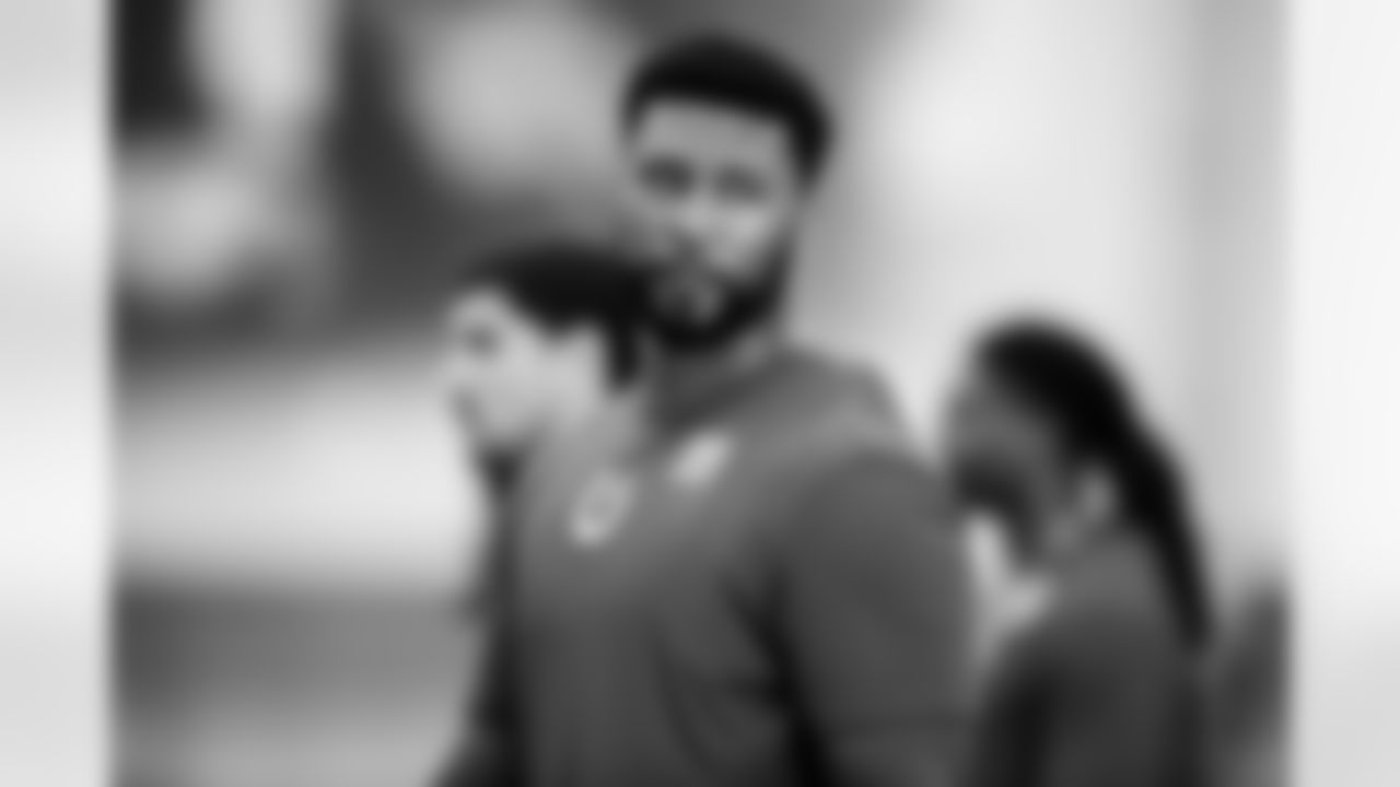 DT DeForest Buckner #99