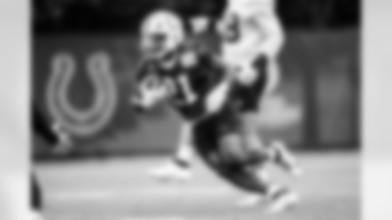 RB DJ Giddens #21