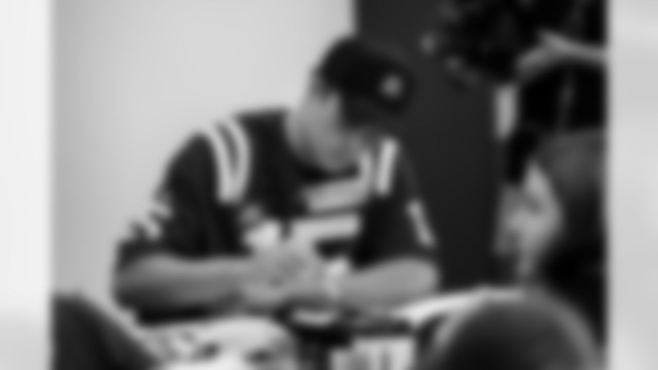 QB Riley Leonard #15