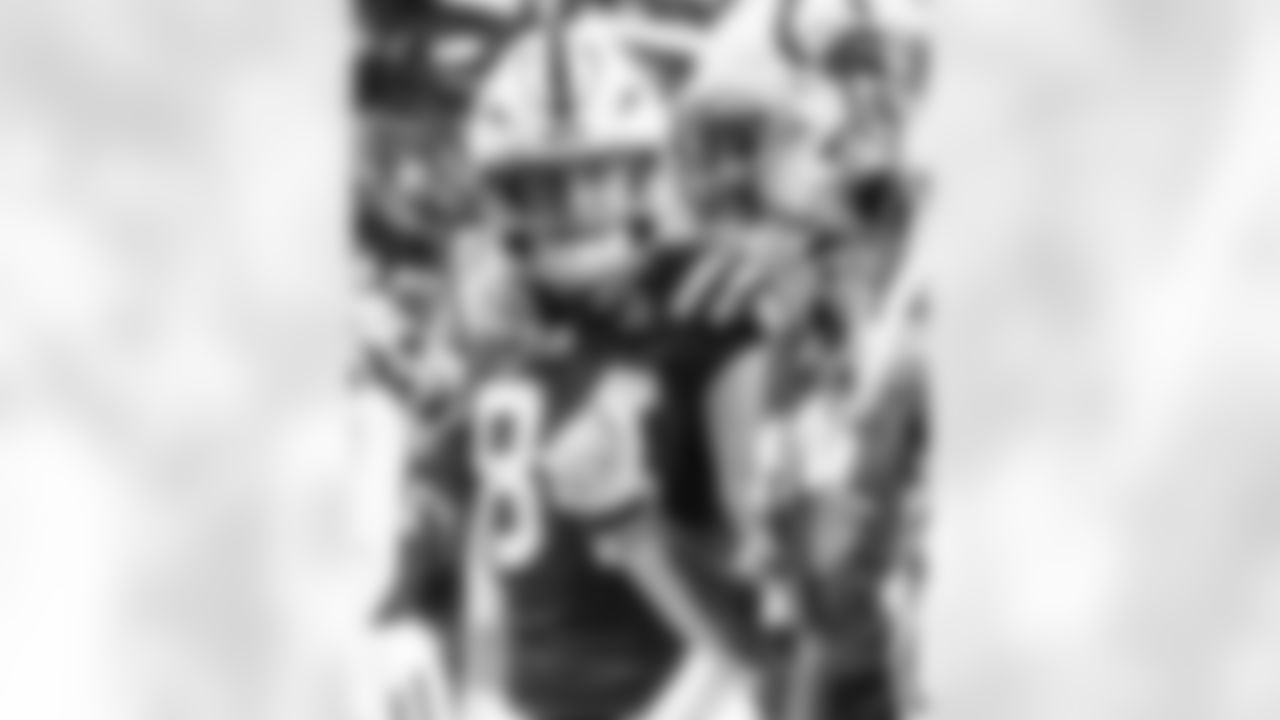 TE Tyler Warren #84 and WR Michael Pittman Jr. #11