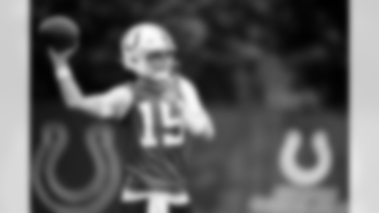 QB Riley Leonard #15