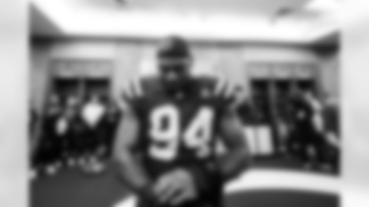 DE Tyquan Lewis #94