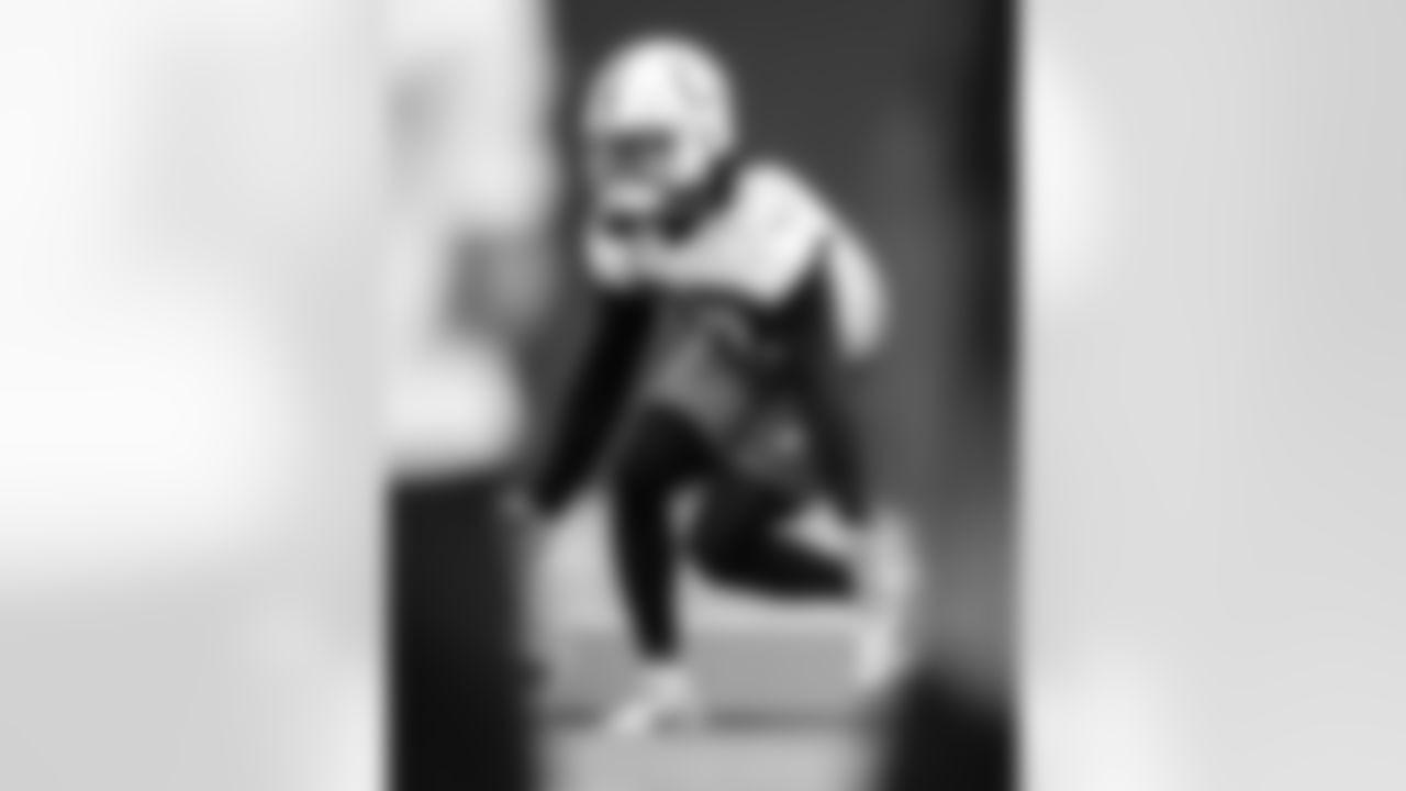 CB Xavien Howard #37
