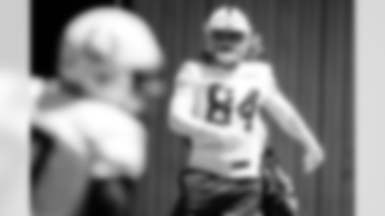 TETyler Warren#84