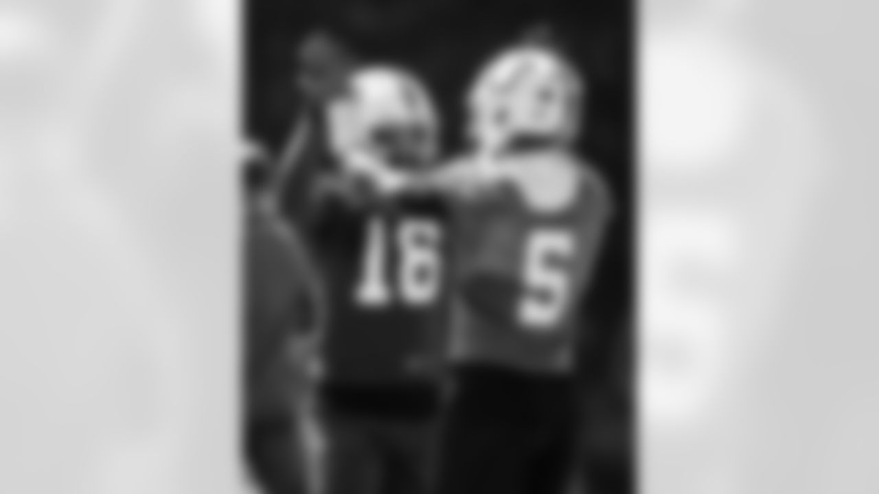WR Ashton Dulin #16 and QB Anthony Richardson #5