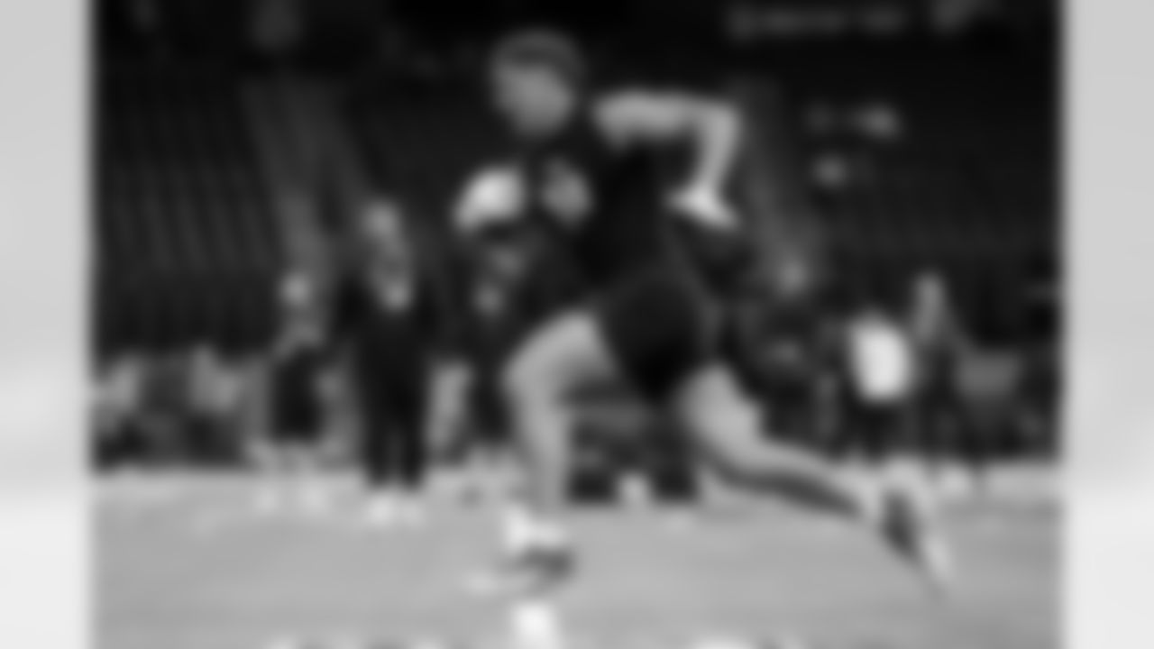 Wisconsin defensive lineman Mason Reiger (58) participates in a drill during the 2026 NFL Scouting Combine on Thursday, February 26, 2026 in Indianapolis, Indiana. (Lauren Leigh Bacho/NFL)