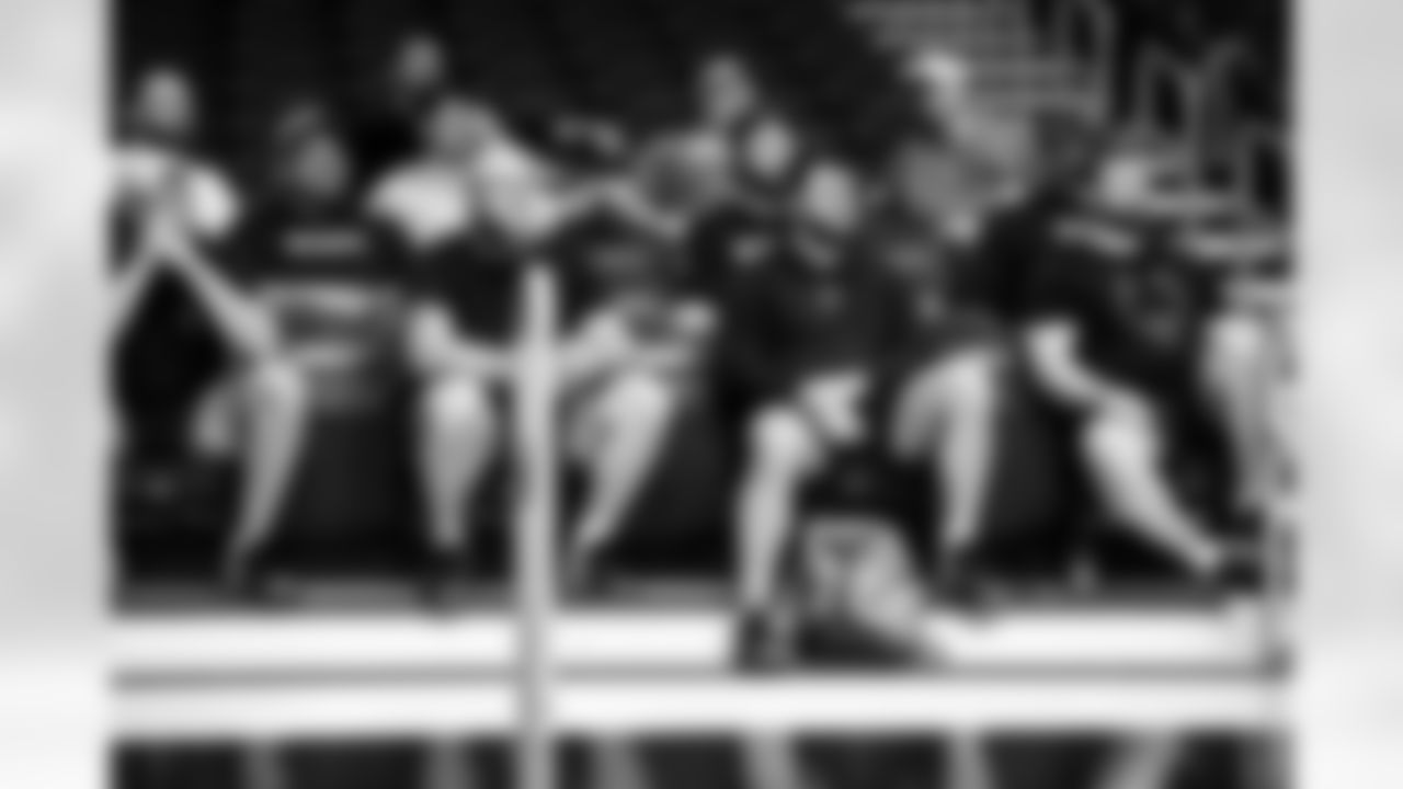 T Luke Tenuta #67, G Atonio Mafi #65, G Dalton Tucker #68, Tony Sparano Jr. Offensive Line, G Tanor Bortolini #60, T Matt Goncalves #71, Chris Watt Assistant Offensive Line and C Danny Pinter #63