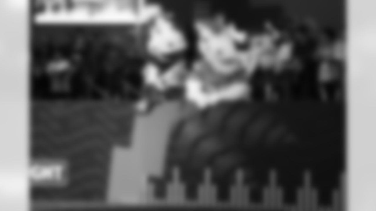 Indianapolis Colts mascot Blue and Denver Broncos mascot Miles look on before the 2025 Pro Bowl Skills Showdown on Thursday, January 30, 2025 in Orlando, Florida. (Lauren Leigh Bacho/NFL)