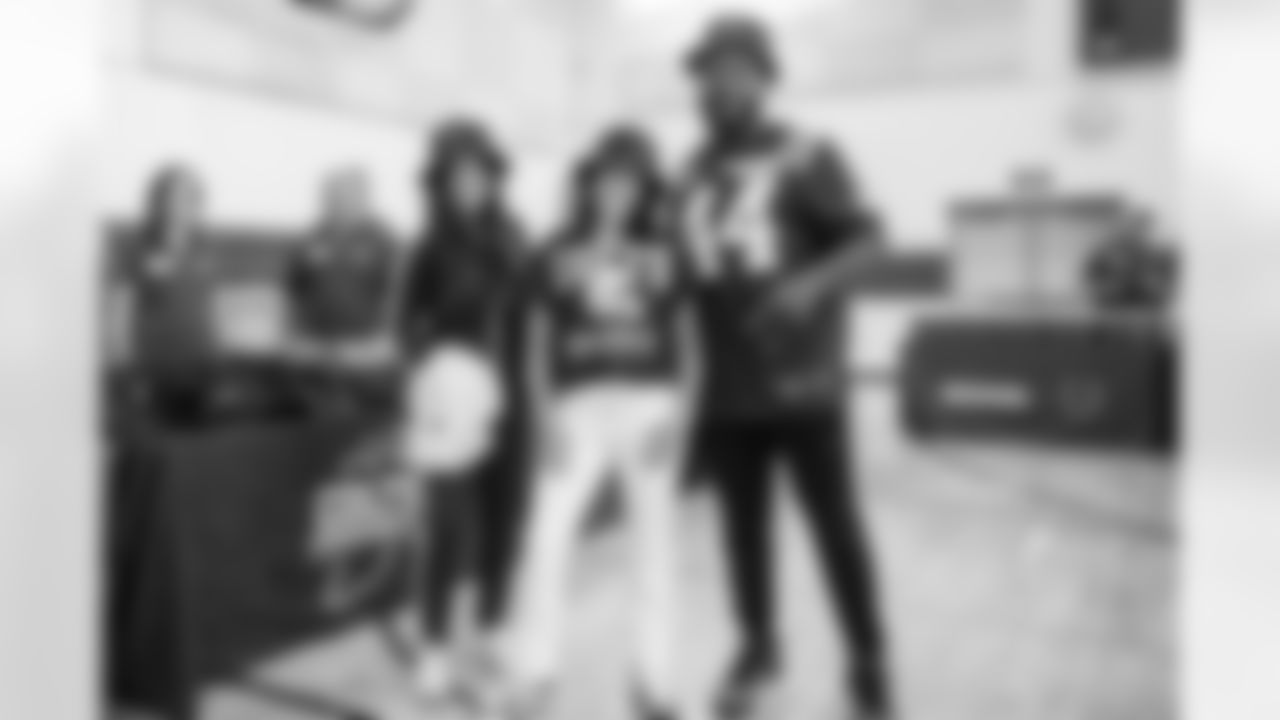 Sydney V., Kalen Jackson Owner & Chief Brand Officer and President of the Indianapolis Colts Foundation and LB Zaire Franklin #44