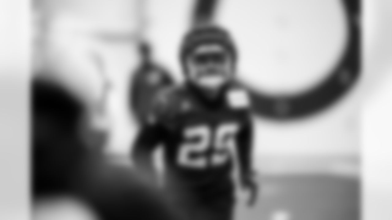 CB Mekhi Blackmon #29