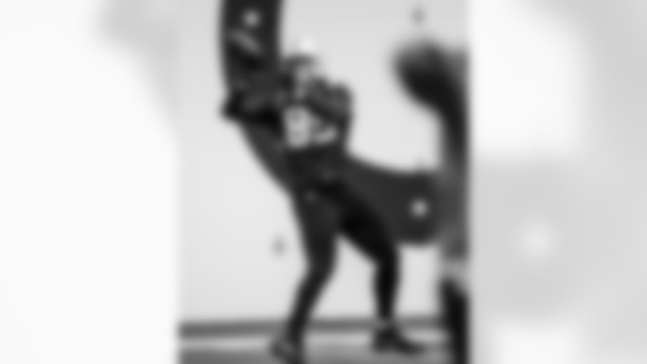 TE Drew Ogletree #85