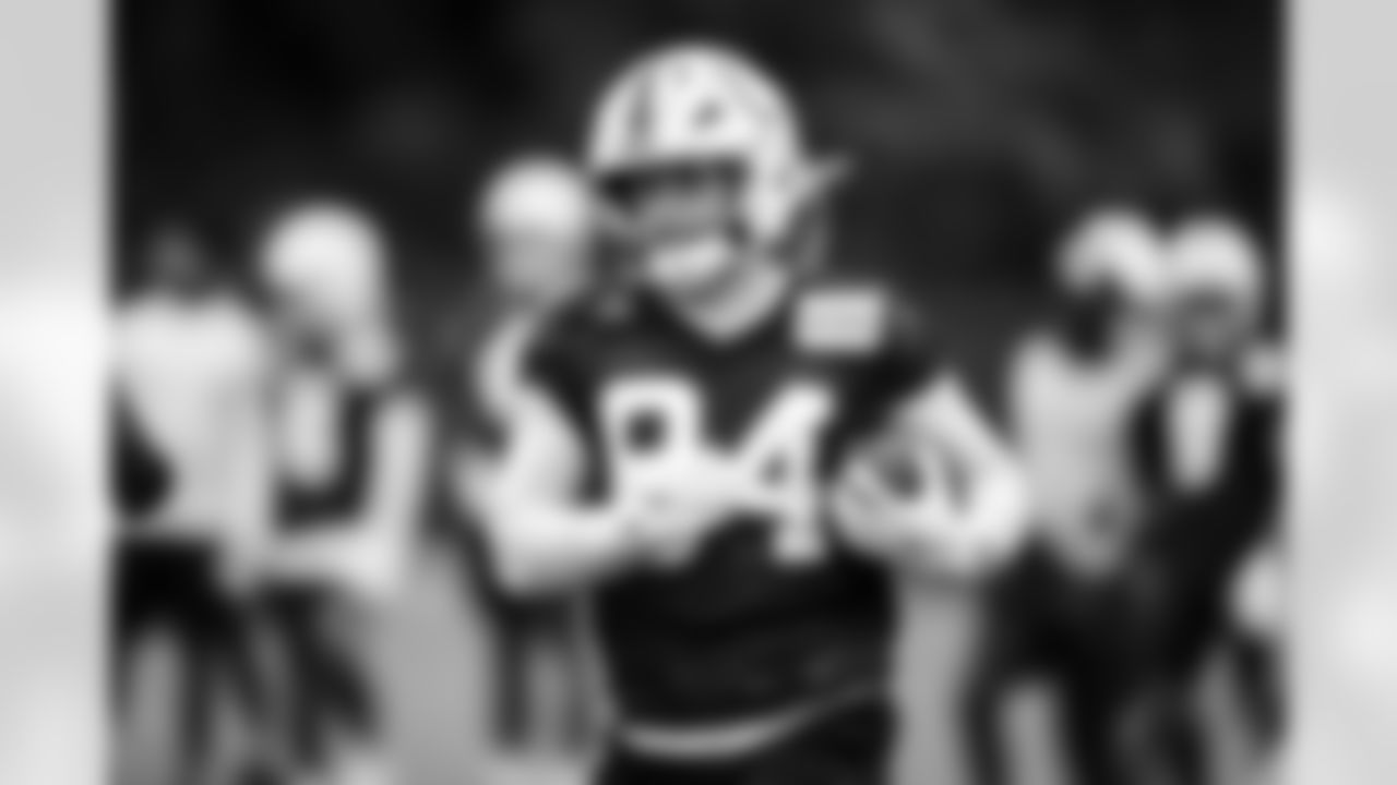 TE Tyler Warren #84