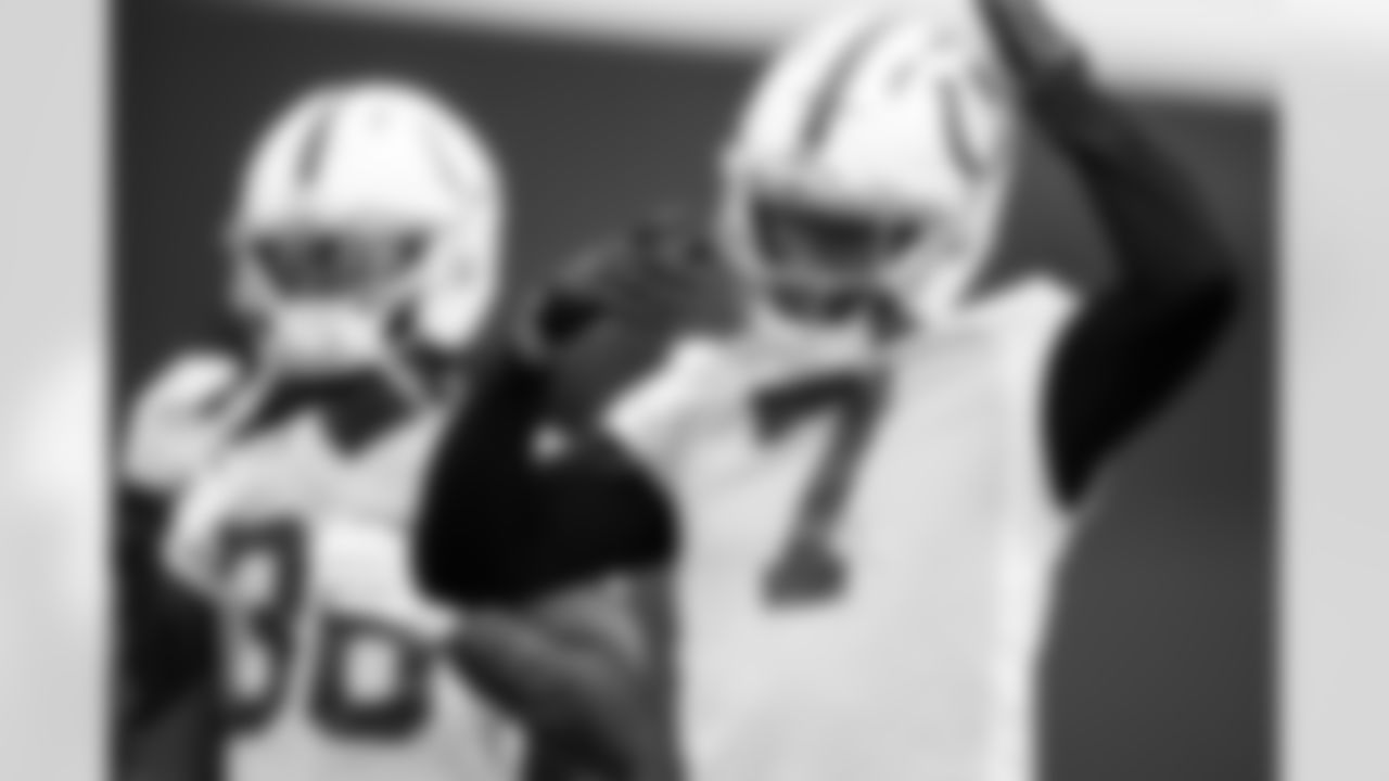 CB Charvarius Ward #7