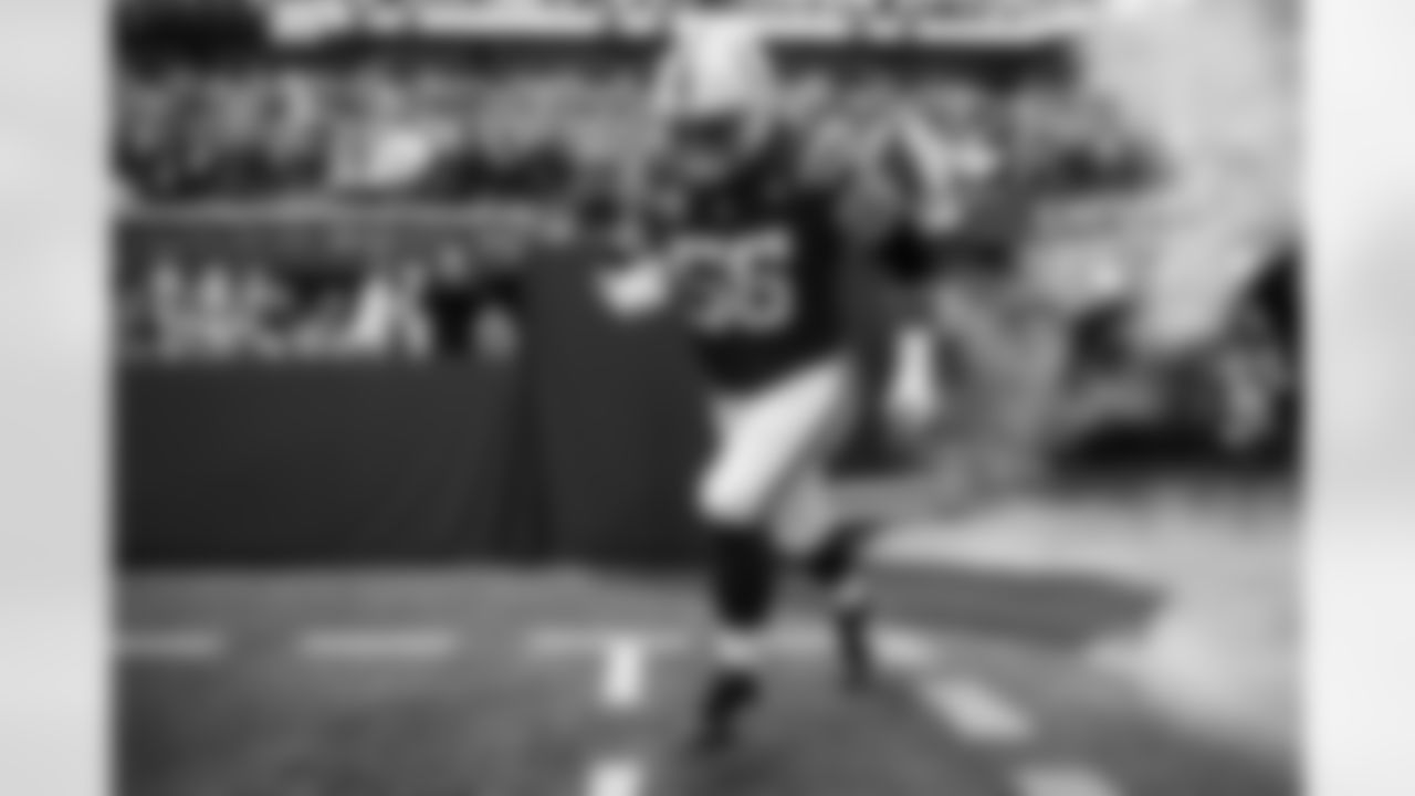 G Quenton Nelson #56