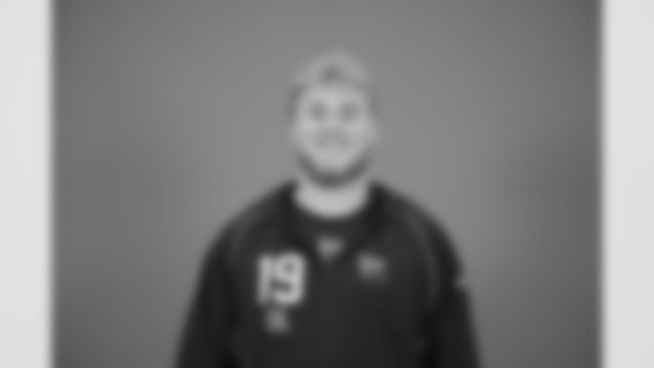 poses for a portrait at the NFL football scouting combine in Indianapolis, Thursday, Feb. 26, 2026 (AJ Mast/AP Content Services for the NFL)