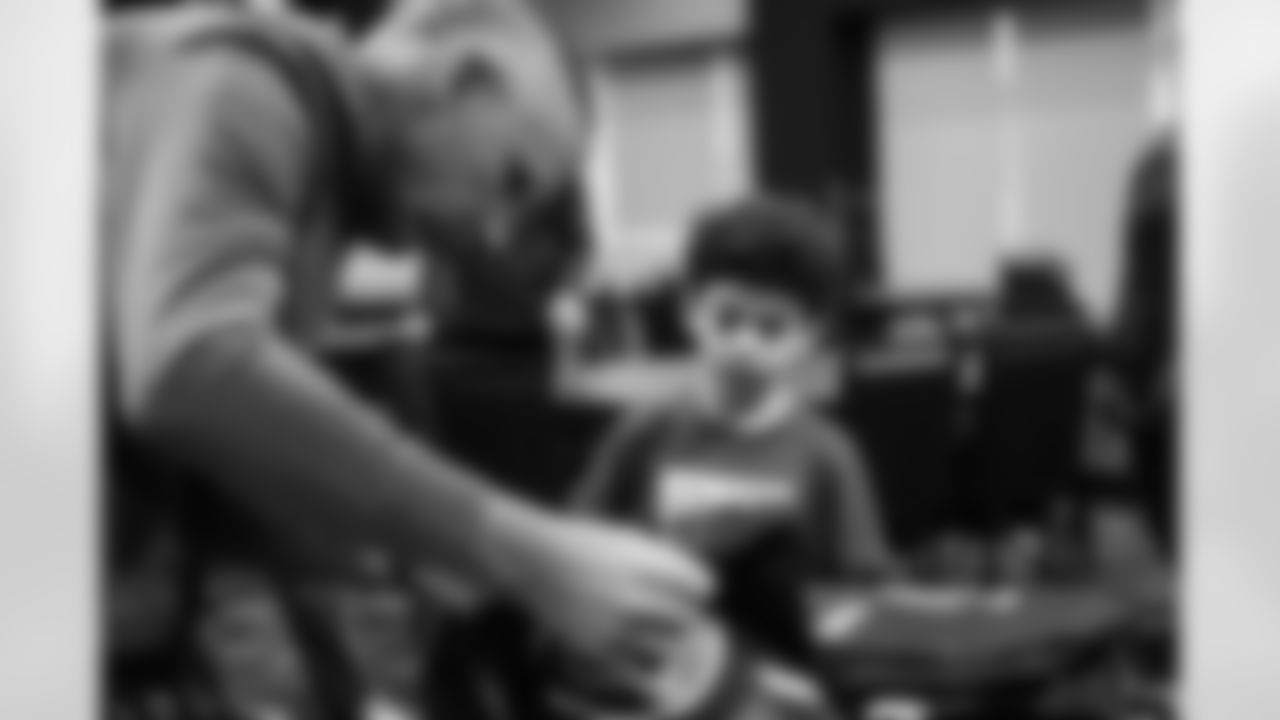 2025_1216_Books_for_Youth_29971