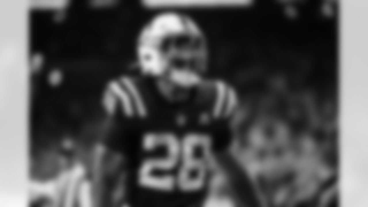 RB Jonathan Taylor #28