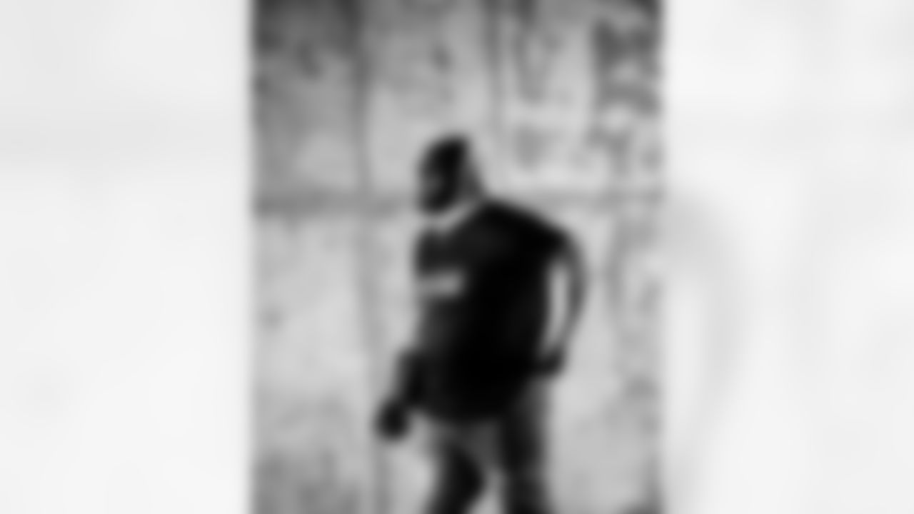 DT Neville Gallimore #92