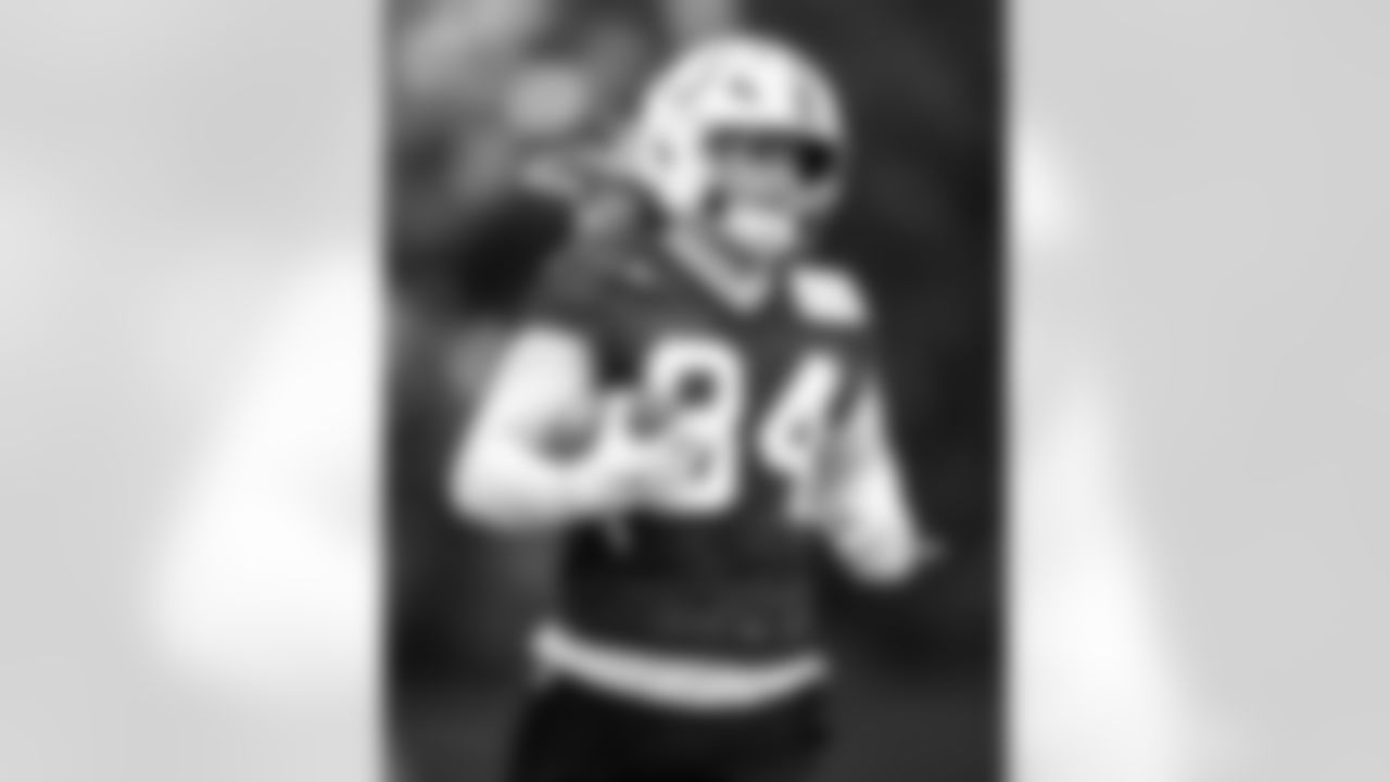 TE Tyler Warren #84