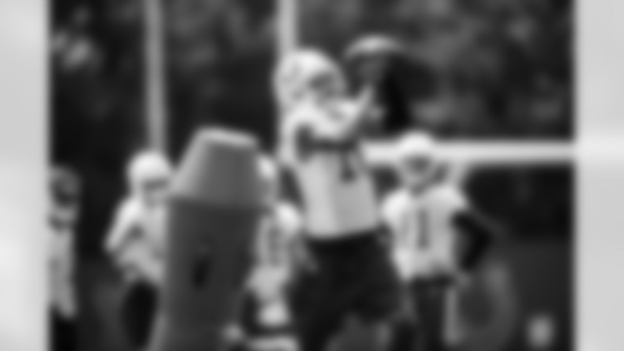 WR Adonai Mitchell #10