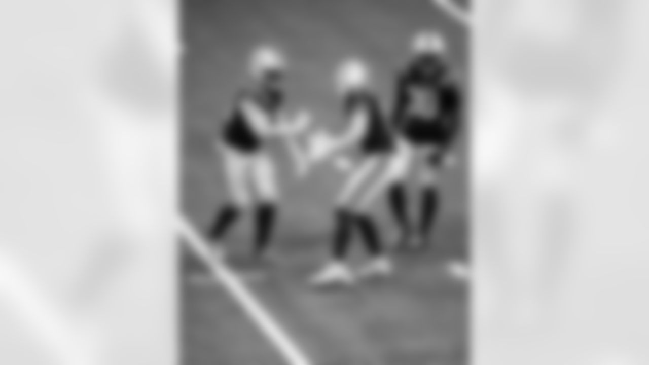 LB Zaire Franklin #44, CB Chris Lammons #38 and S Camryn Bynum #0