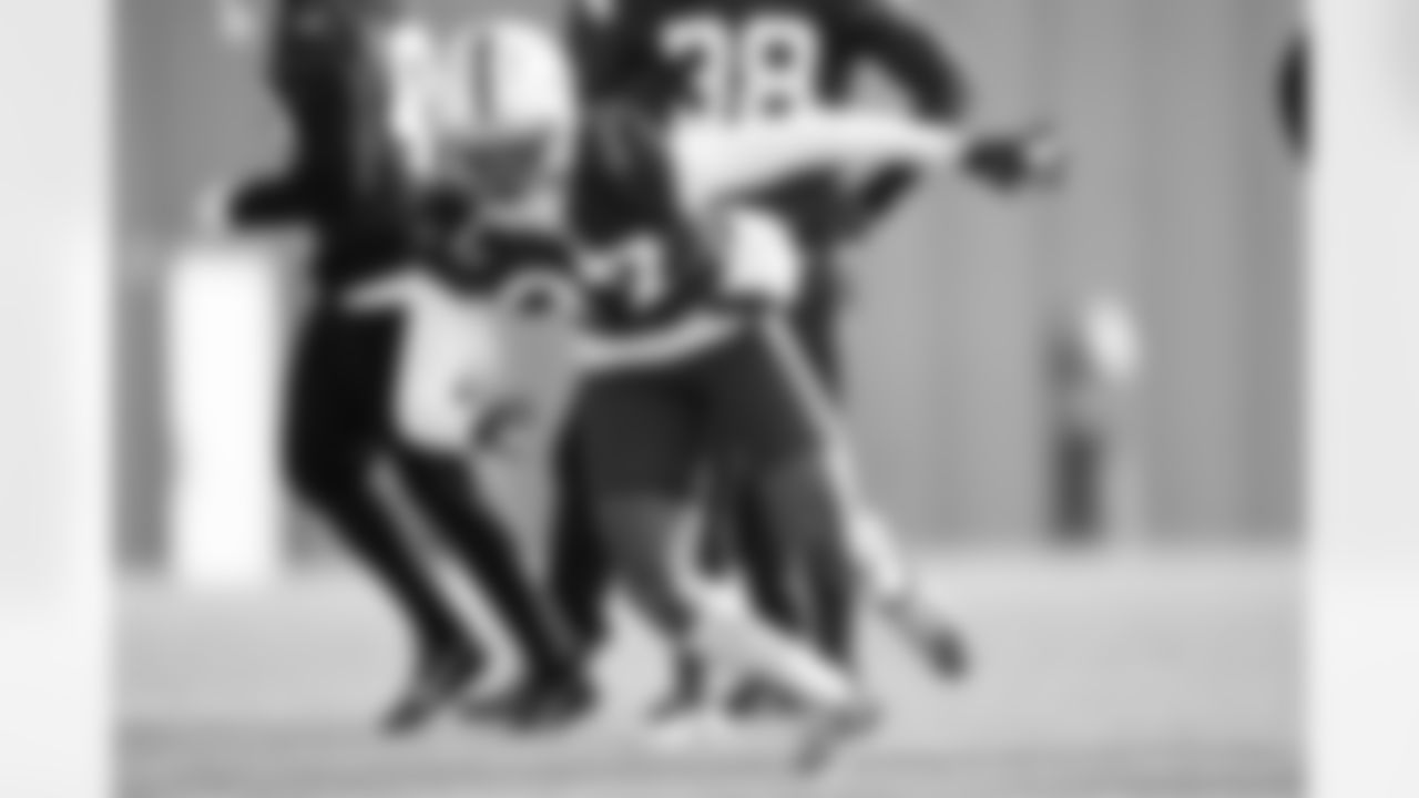 37 CB Ameer Speed