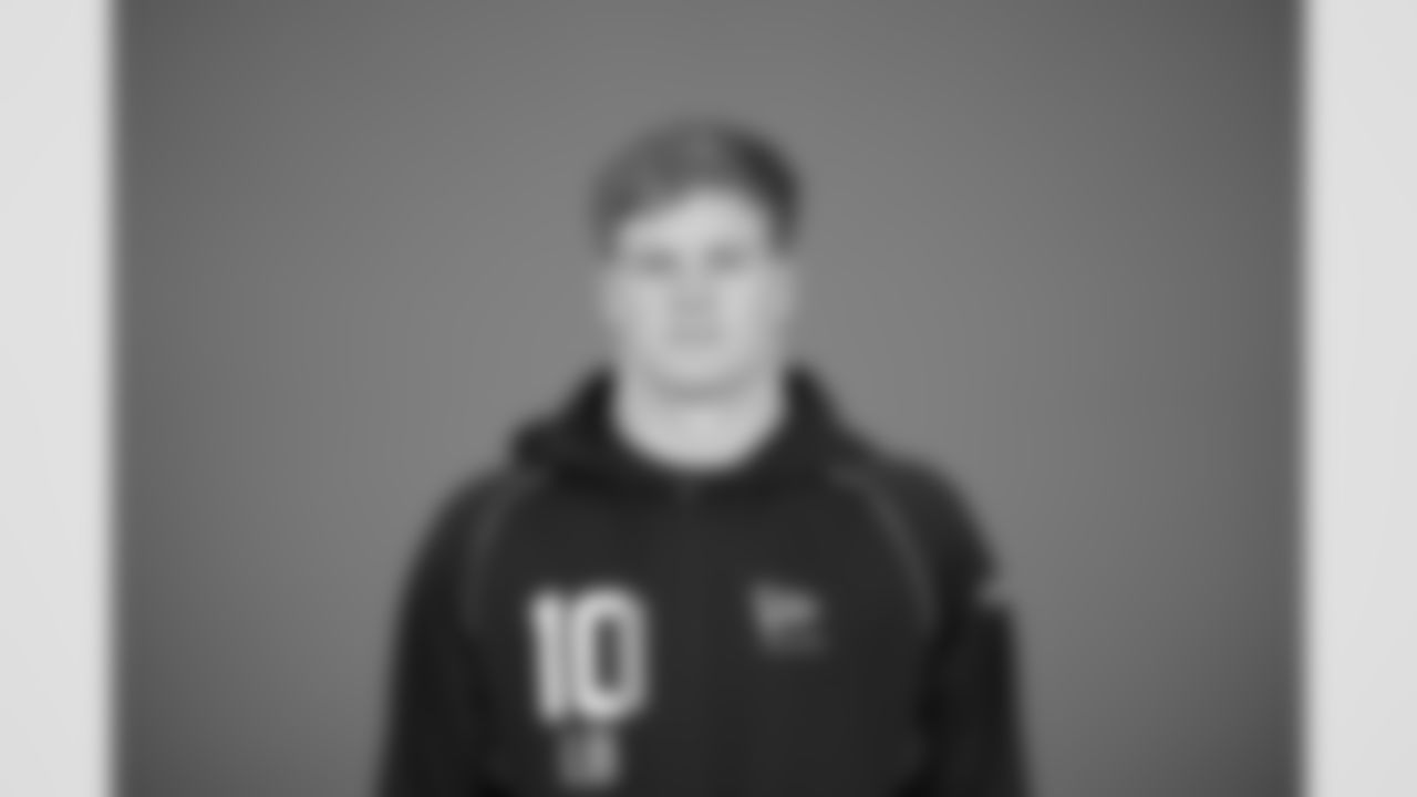 Cincinnati linebacker Jake Golday (10) poses for a portrait at the NFL football scouting combine in Indianapolis, Tuesday, Feb. 24, 2026 (AJ Mast/AP Content Services for the NFL)