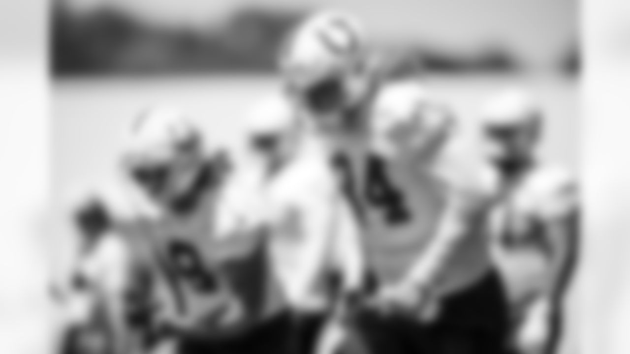 TETyler Warren#84