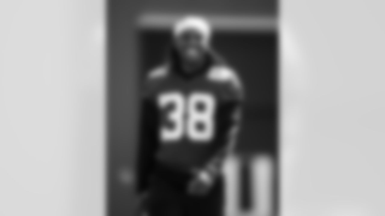 CB Chris Lammons #38