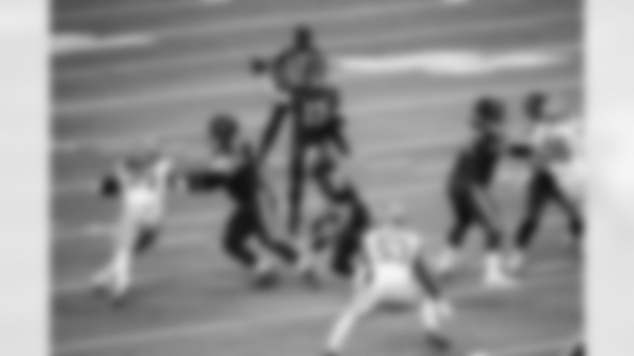 QB Philip Rivers #17