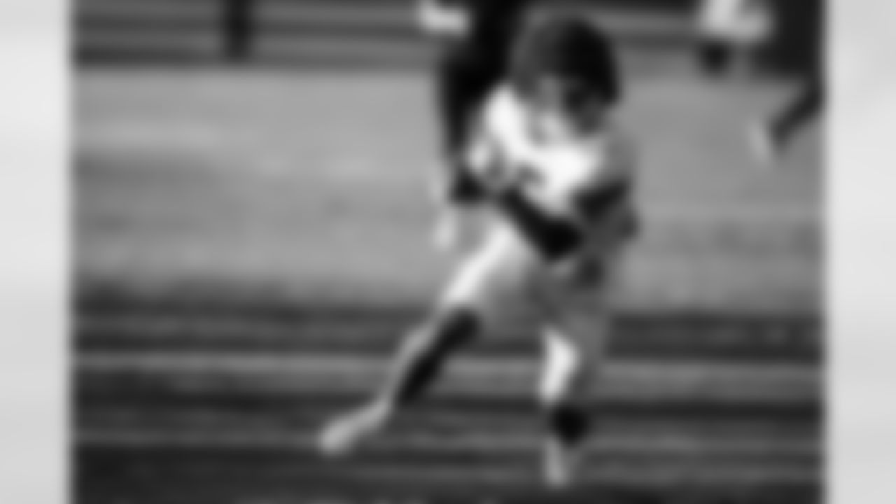 WR Anthony Gould #6