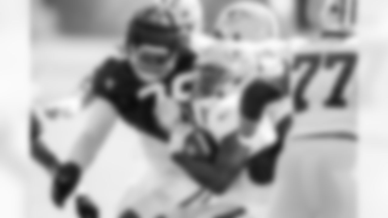 DT DeForest Buckner #99