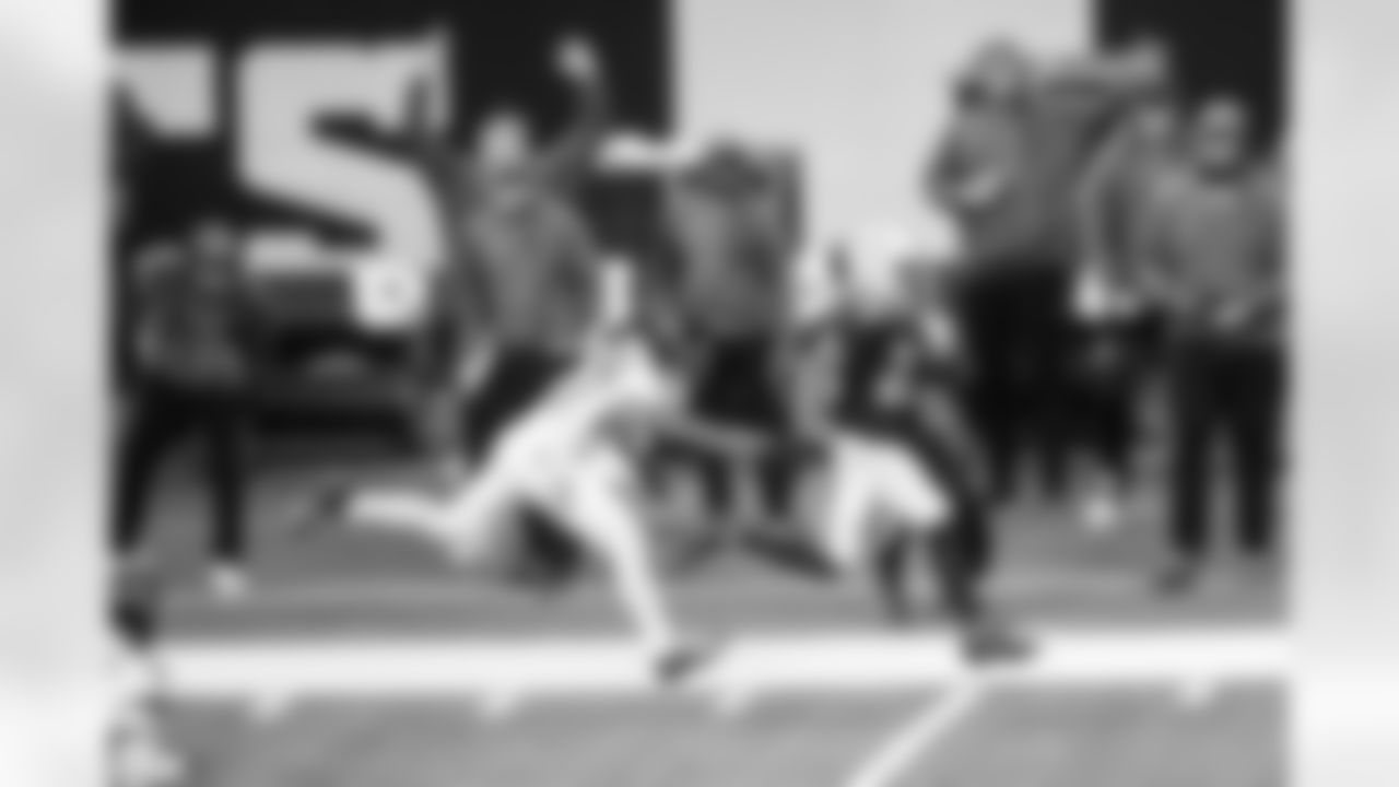 RB Jonathan Taylor #28