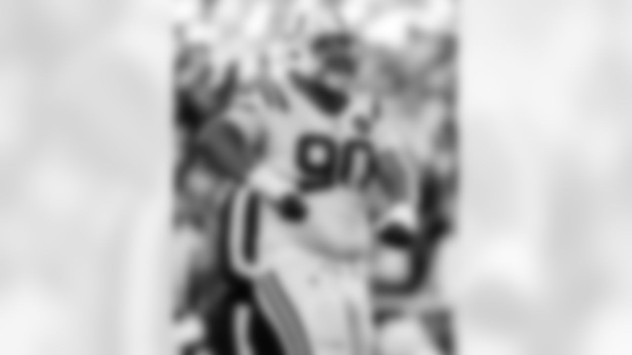 DT Grover Stewart #90