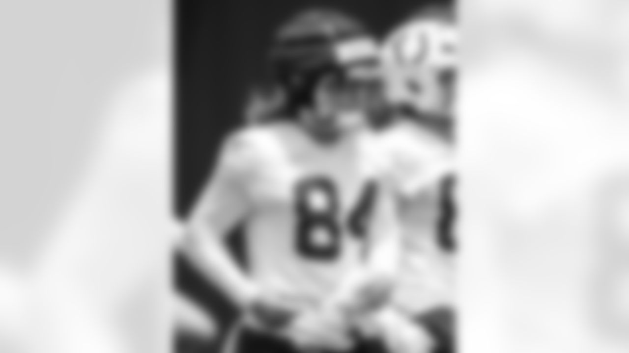 TE Tyler Warren #84