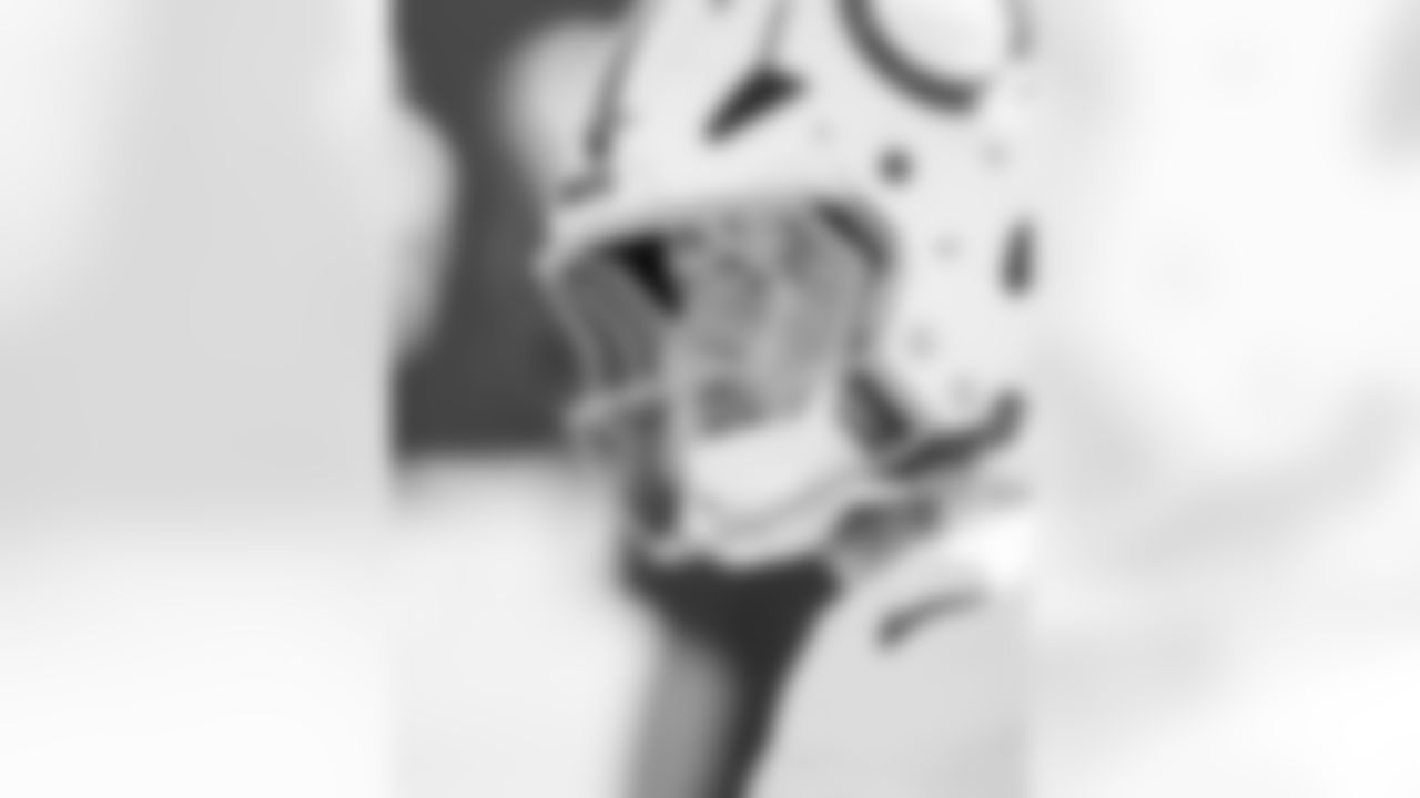 TE Tyler Warren #84